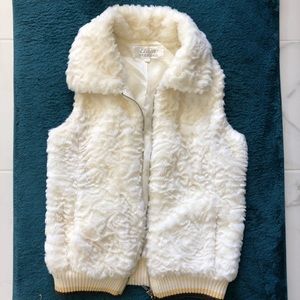 Etam faux fur vest